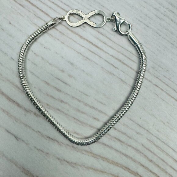 Reflection Beads Sterling Silver Infinity Symbol Bracelet - Picture 2 of 11
